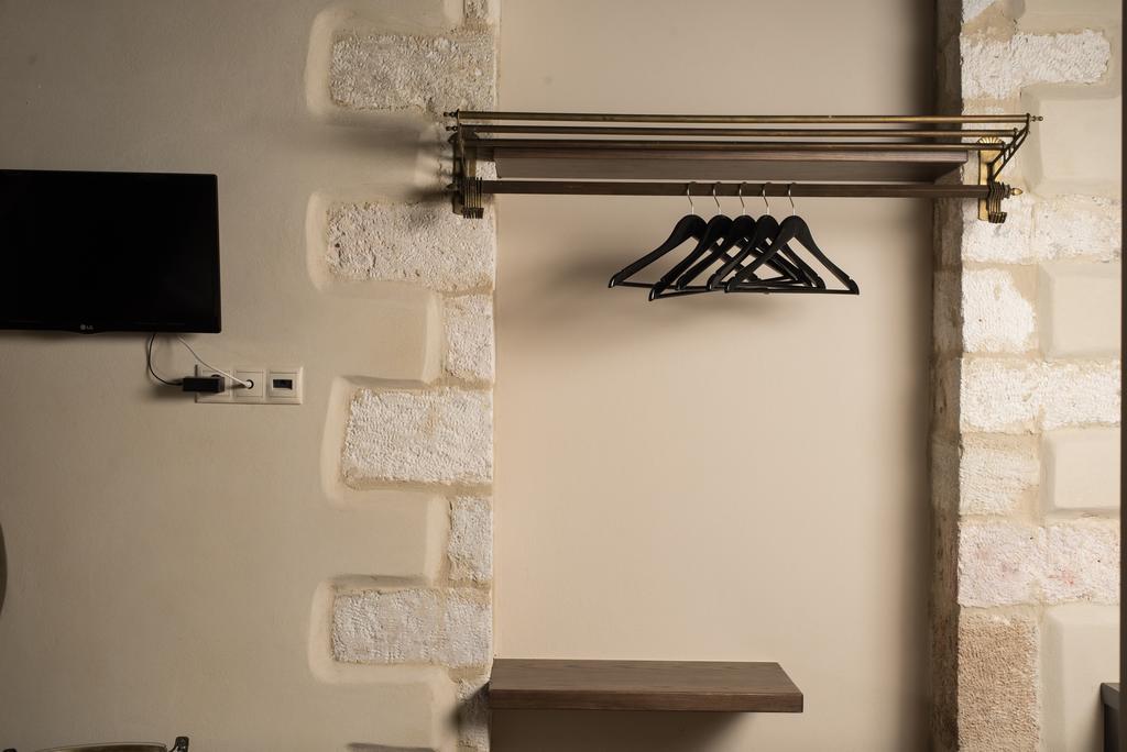 Nonnalena Boutique Hotel Hriszí Aktí Haniá Kültér fotó